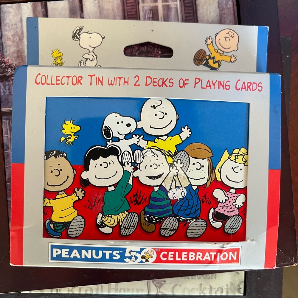 New Peanuts Collector Tin with Playing Cards